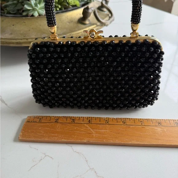 Beautiful Vintage 60’s Saks 5th Avenue Black Beaded Handbag Excellent condition - Picture 4 of 7